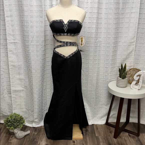 Precious Formals Dresses & Skirts - Precious Formals Black and Silver Prom Dress